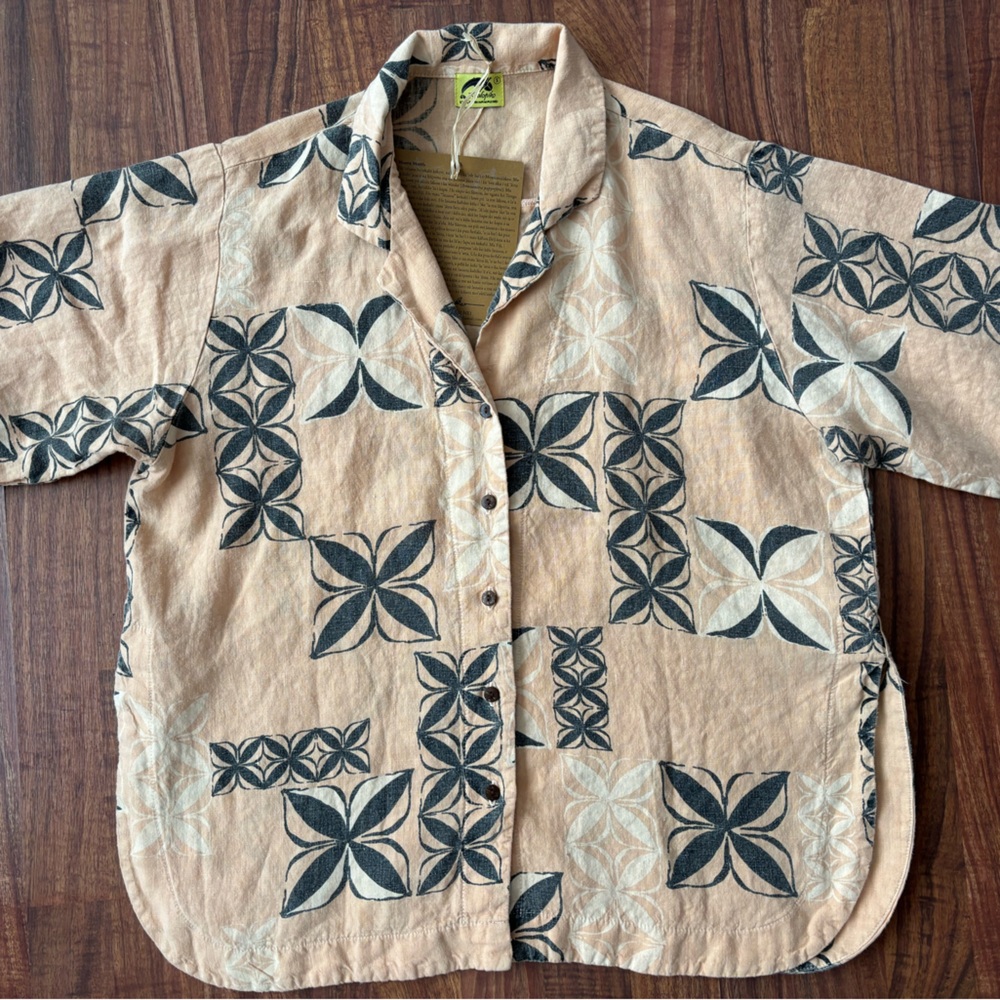 Kealopiko Moana Motifs | Breezy Top - peach